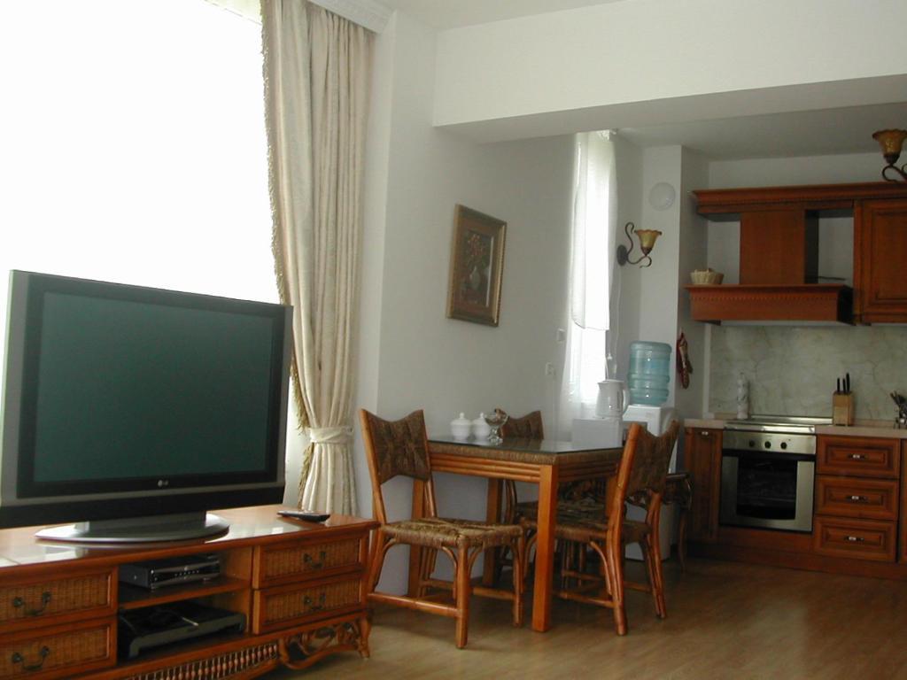 רבדה Oasis Suites Apartments And Studios חדר תמונה