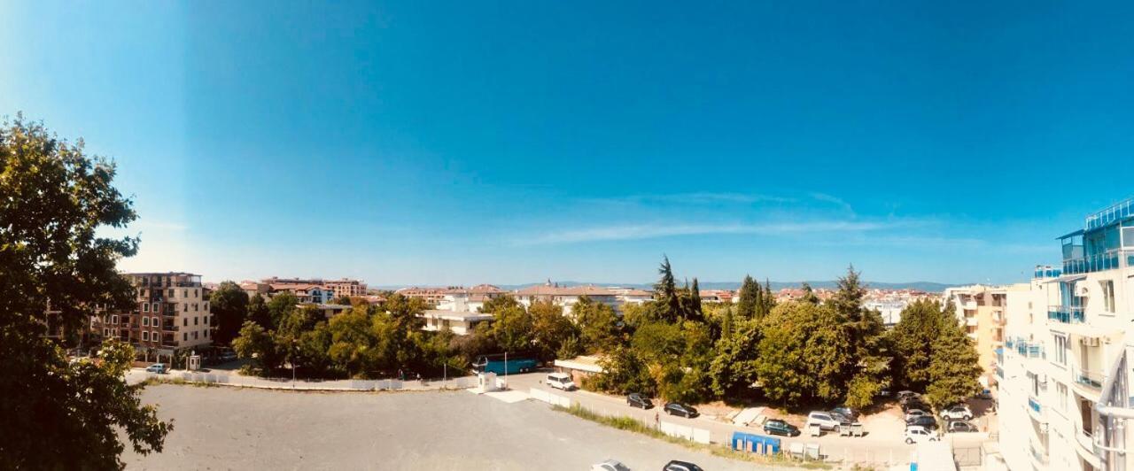 רבדה Oasis Suites Apartments And Studios מראה חיצוני תמונה